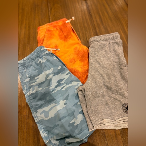 3 Pairs of Boys Shorts - Picture 9 of 9